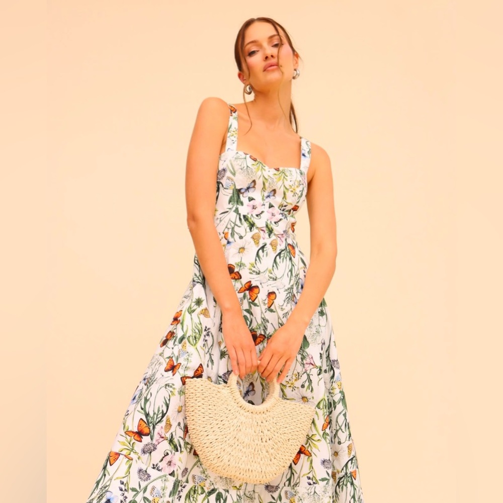 Avec Les Filles Botanical Fit & Flare Midi Dress in Butterfly Floral - Picture 15 of 17